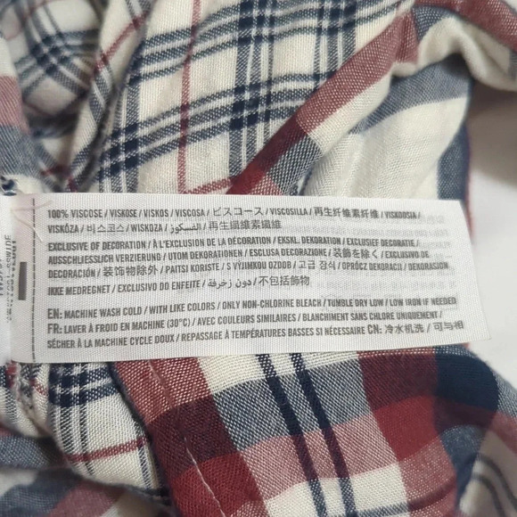 Abercrombie & Fitch Wrap Front Flannel Shirt, Color White/Red/Blue Size XS - Picture 16 of 16